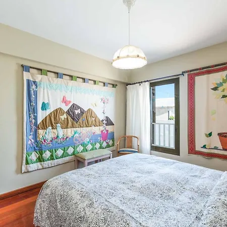 Puerta De Hierro Vila