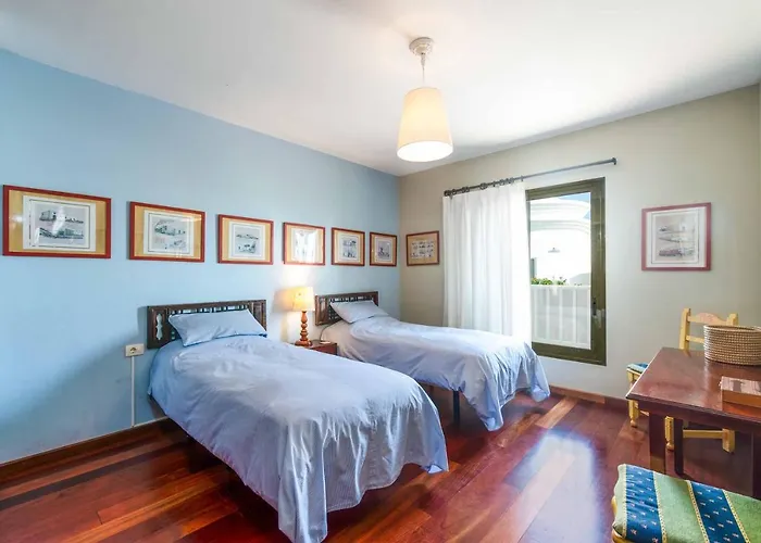 Puerta De Hierro Willa